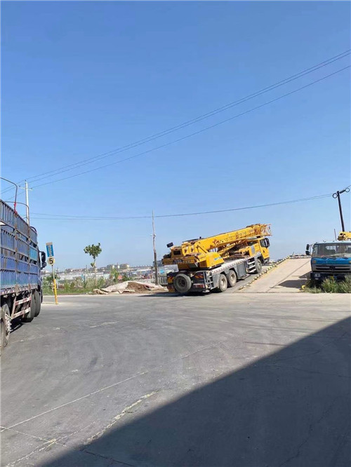 云安区25吨吊车的租赁价格大概是多少？